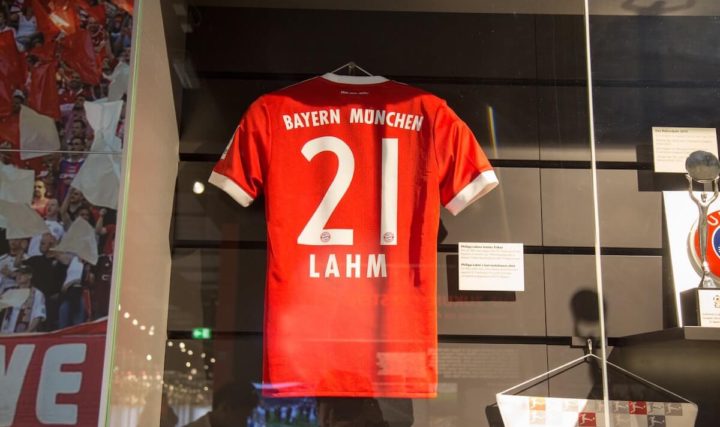 Koszulki Realu, Bayernu i Manchesteru. Jakie stroje piłkarskie sprzedają się najlepiej?