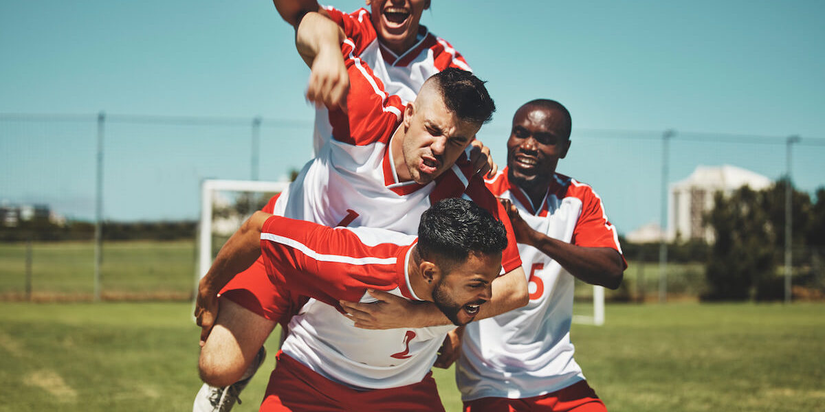 Hat trick – co to znaczy w piłce nożnej?