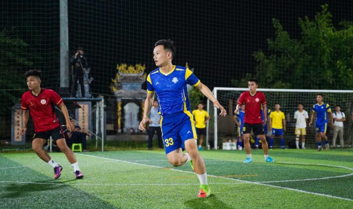 Strój do treningu. Jak ubrać się na trening piłkarski?