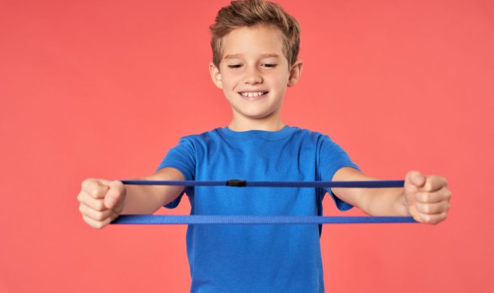 Trening z gumami oporowymi – 15 ćwiczeń dla piłkarza