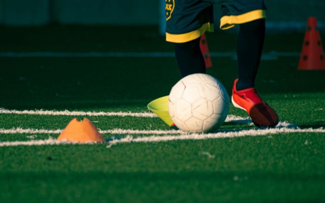 Jak wybrać idealne obuwie piłkarskie?